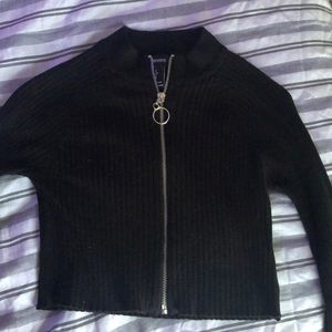 Long sleeve cropped zip up